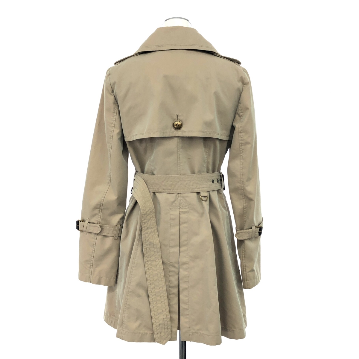 リサイクルショップ ティファナ / BURBERRY BLUE LABEL