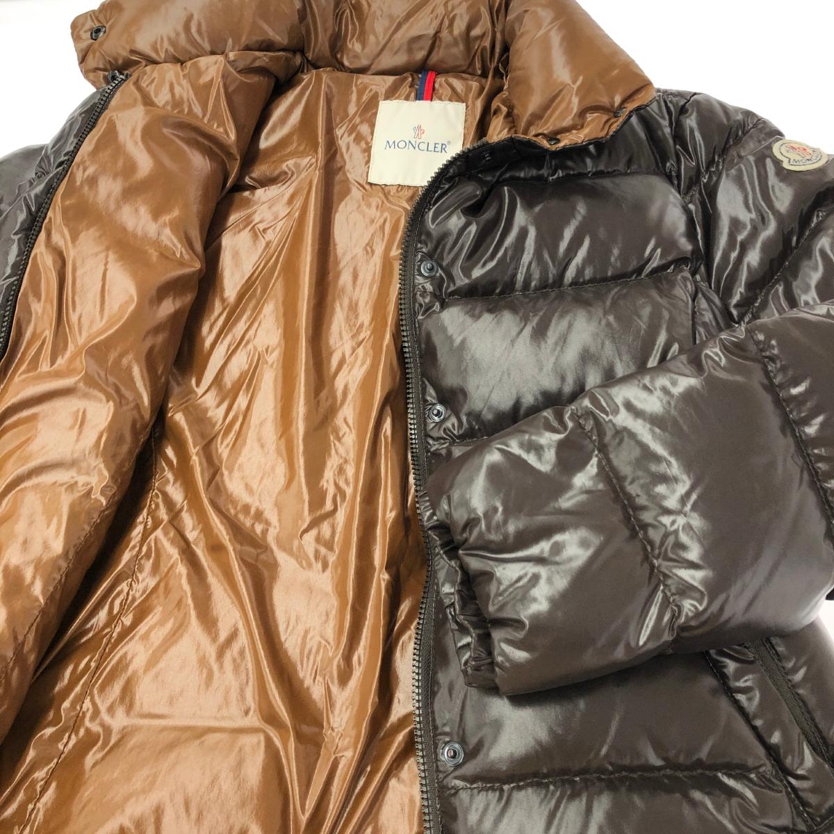 MONCLER TISSU MATERIAL ダウンジャケット ライトベージュ1