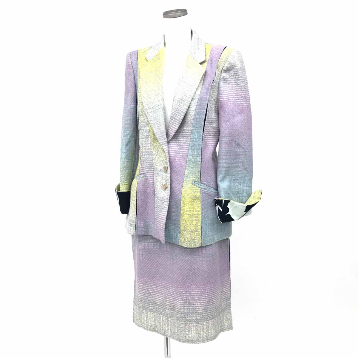 大注目 リサイクルショップ bazar Lacroix Christian / ティファナ スーツ・フォーマル・ドレス