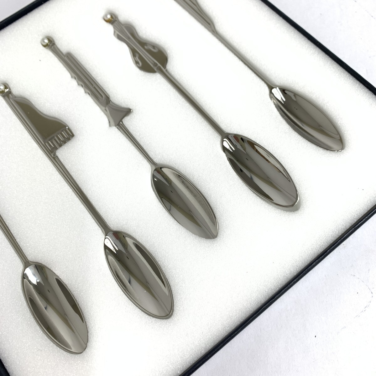 MIKIMOTO カトラリーセット 音符 楽器 Amazon.co.jp: ミキモト MIKIMOTO パール スプーン 音符 楽器